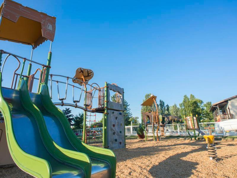 Camping Officiel Siblu Les Rives De Condrieu Zewnętrze zdjęcie
